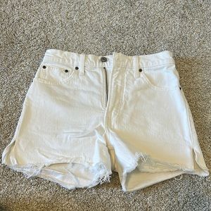 White high rise mom short